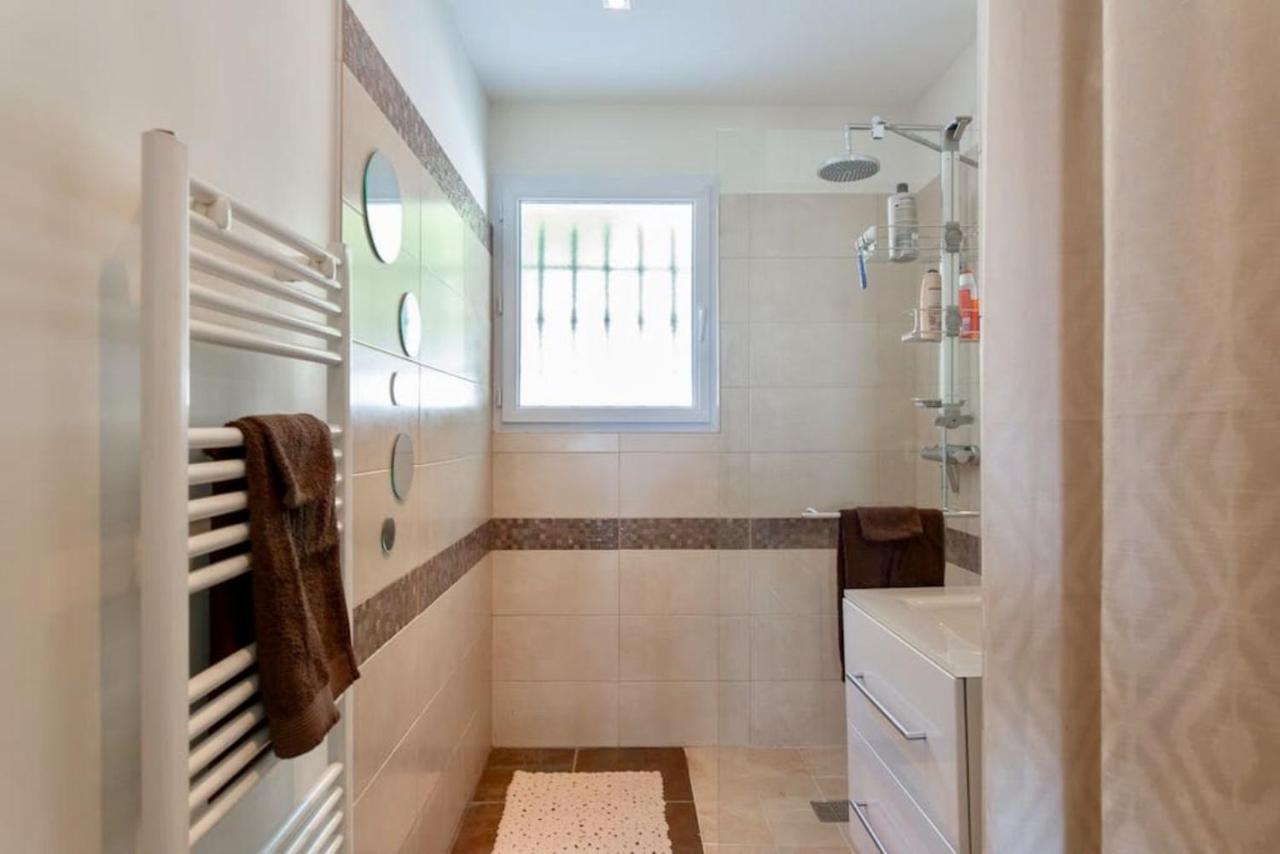 Le Rouret Cote D'Azur, Villa New Gold Dream With Heated And Privat Pool, Sea View מראה חיצוני תמונה